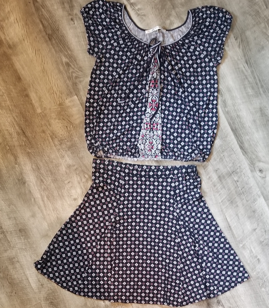 Max Studio Blouse & Skirt Set